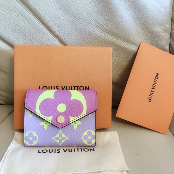 Louis Vuitton Handbags - Limited LV wallet